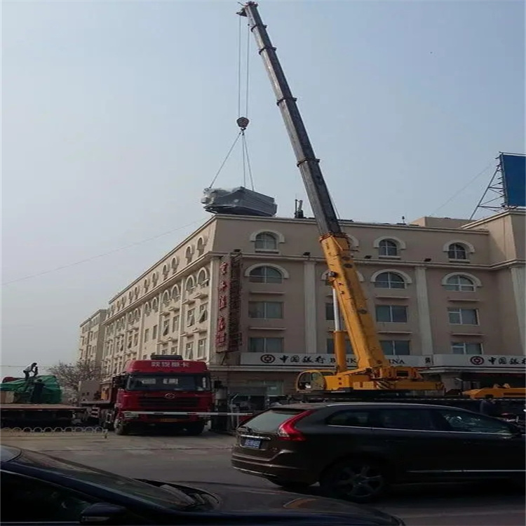 东城高空吊车租赁服务：高效安全的建筑解决方案